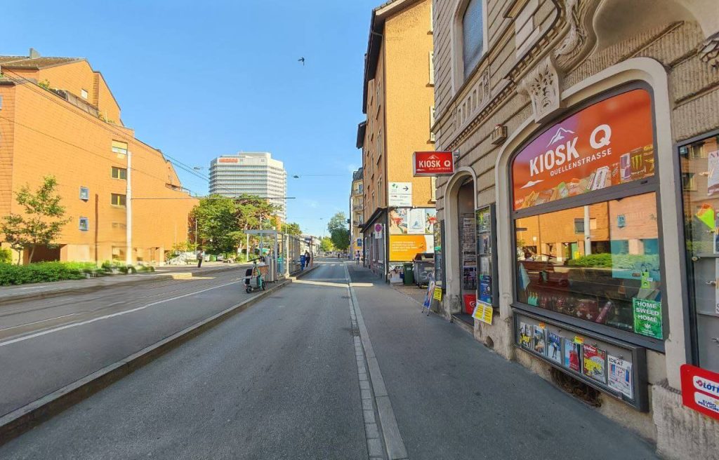Der Bitcoin-Automat befindet sich in der Nähe des Quellen-Kiosks.