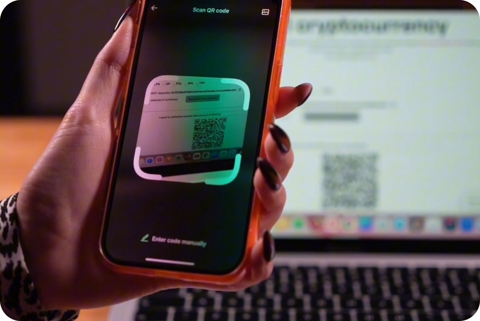 Handybildschirm mit geöffnetem Bitcoin-Wallet